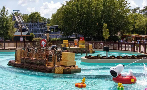 Новий водний рафтинг запрацював у Каліфорнії в парку розваг Carowinds